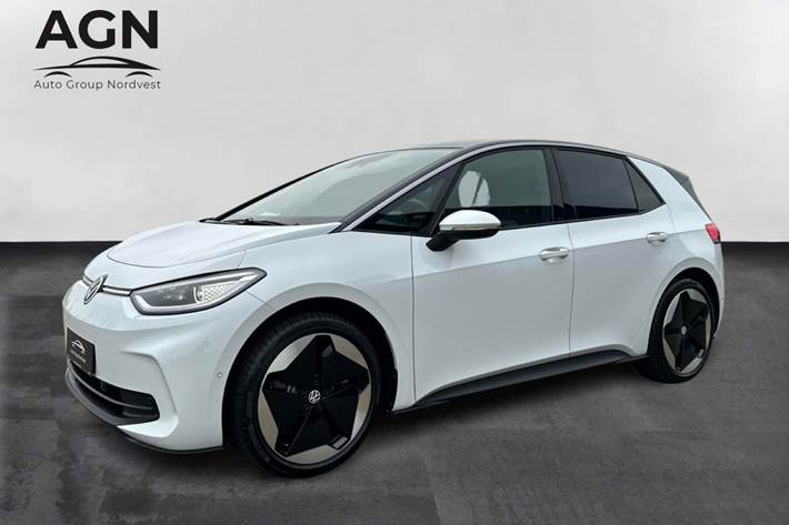 Hvid VW ID.3 fra 2025 set udefra