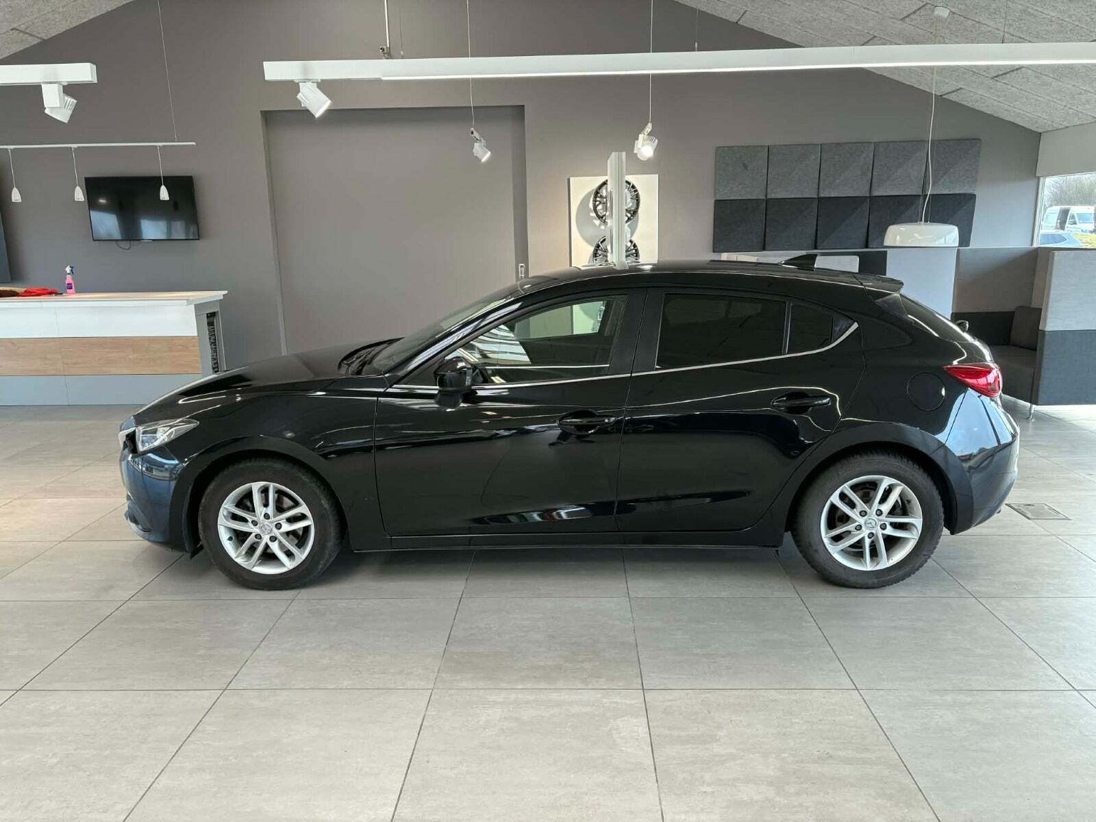 Mazda 3 2,0 SkyActiv-G 120 Vision