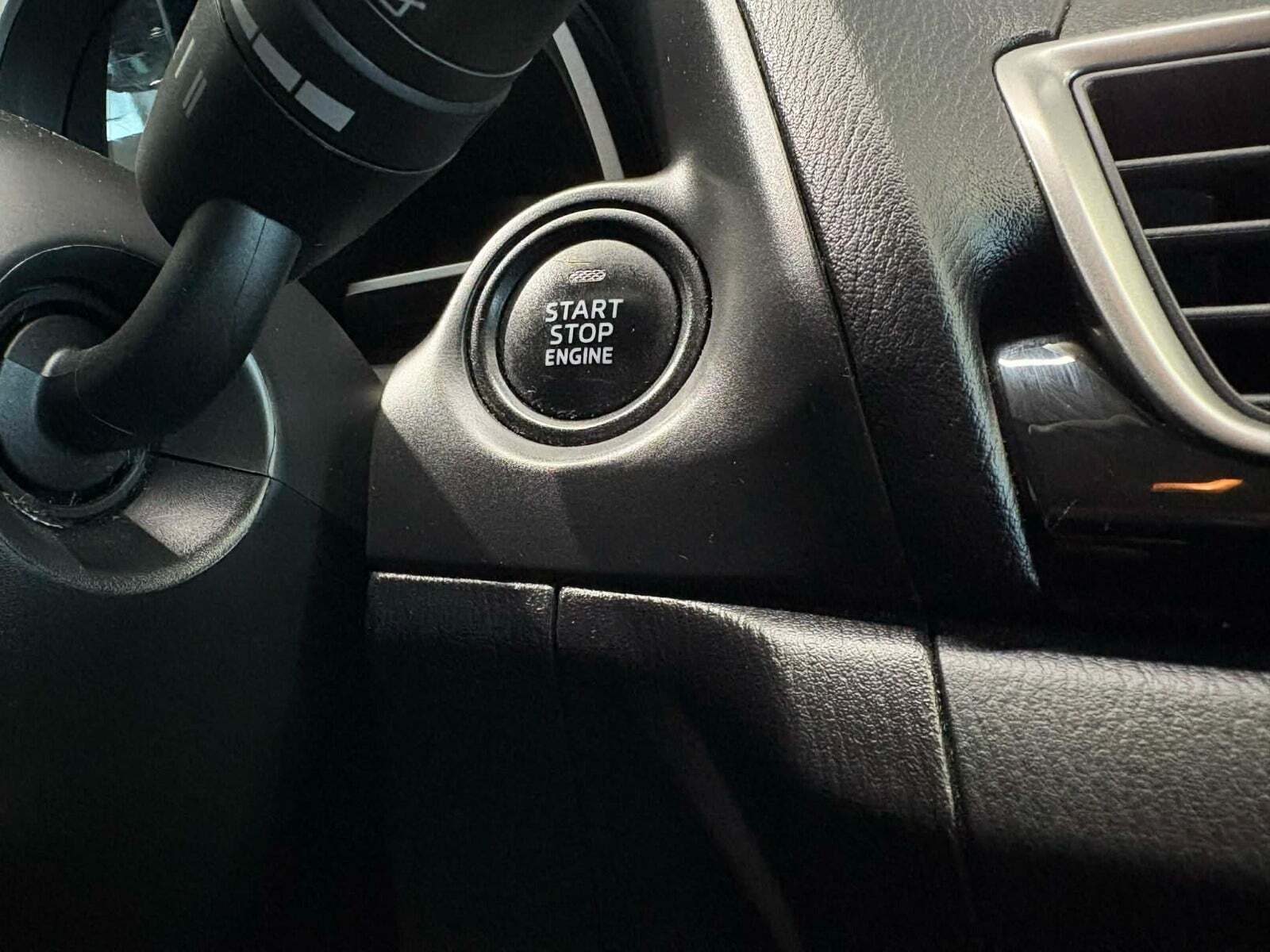 Mazda 3 2,0 SkyActiv-G 120 Vision