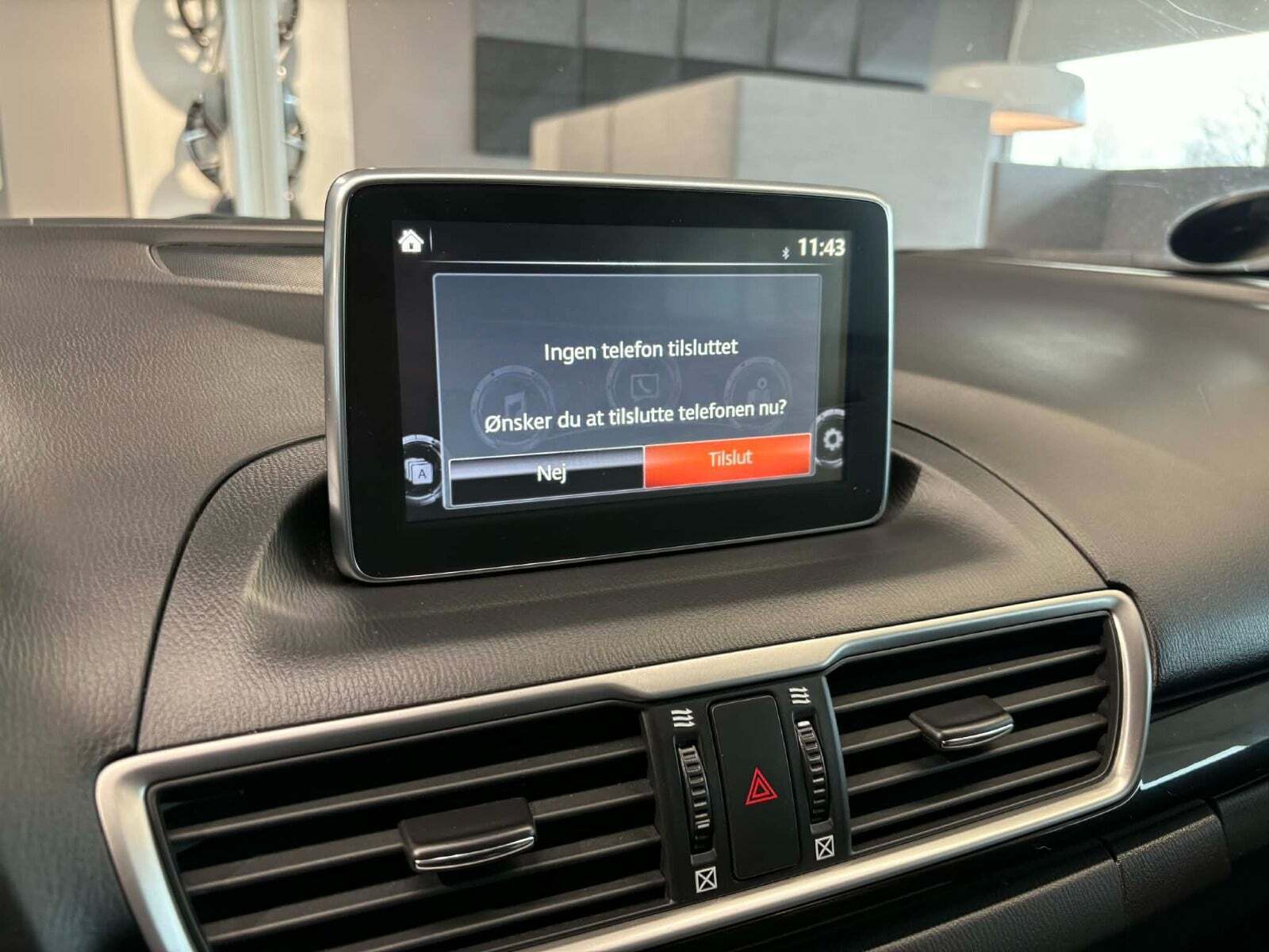 Sort Mazda 3 fra 2015