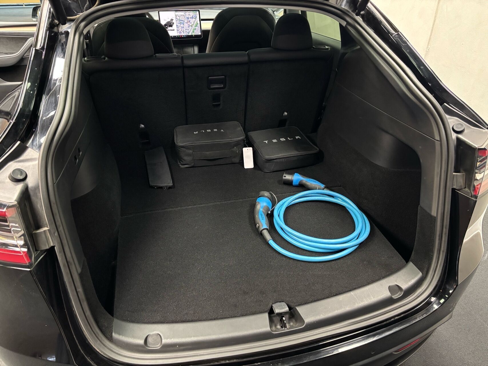 Tesla Model Y EL Long Range AWD 514HK 5d Aut.