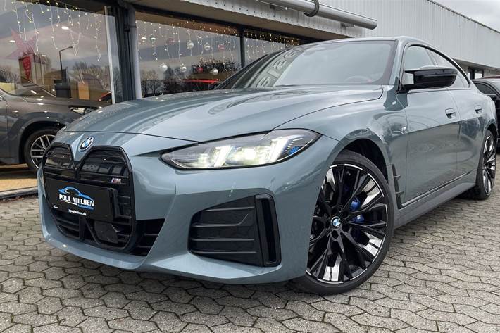 Grøn BMW i4 fra 2025