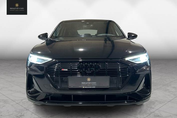 Sort Audi e-tron fra 2022