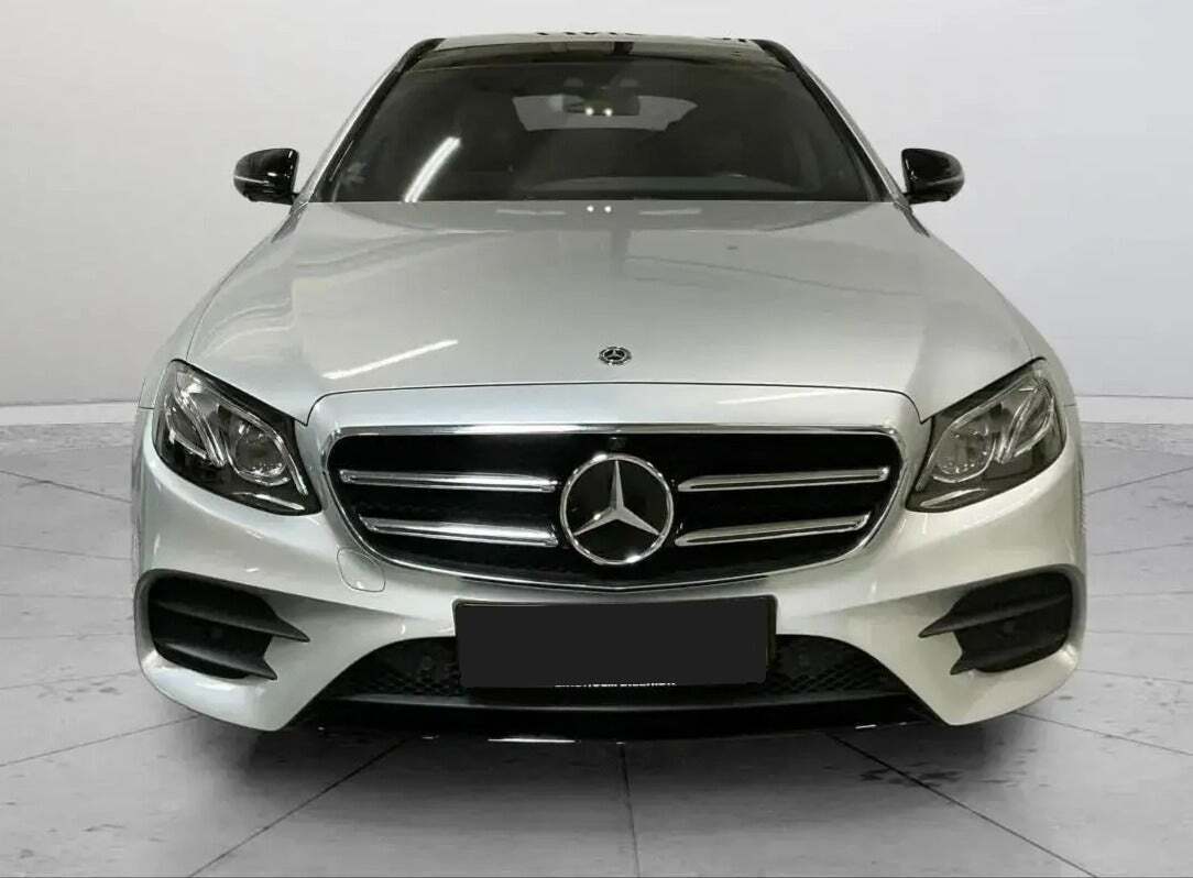 Mercedes E300 de 2,0 AMG Line stc. aut.