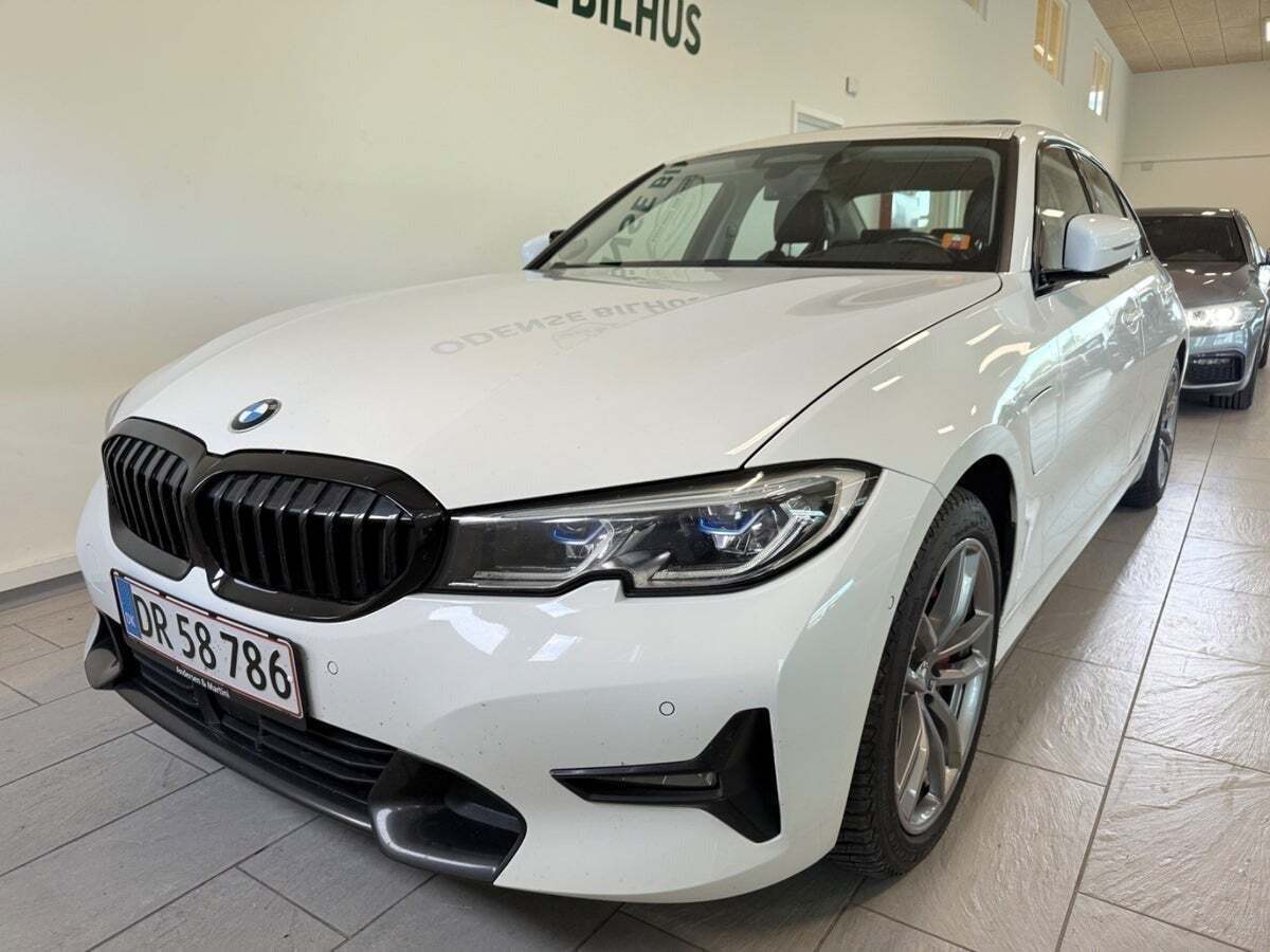 BMW 330e 2,0 Sport Line aut.