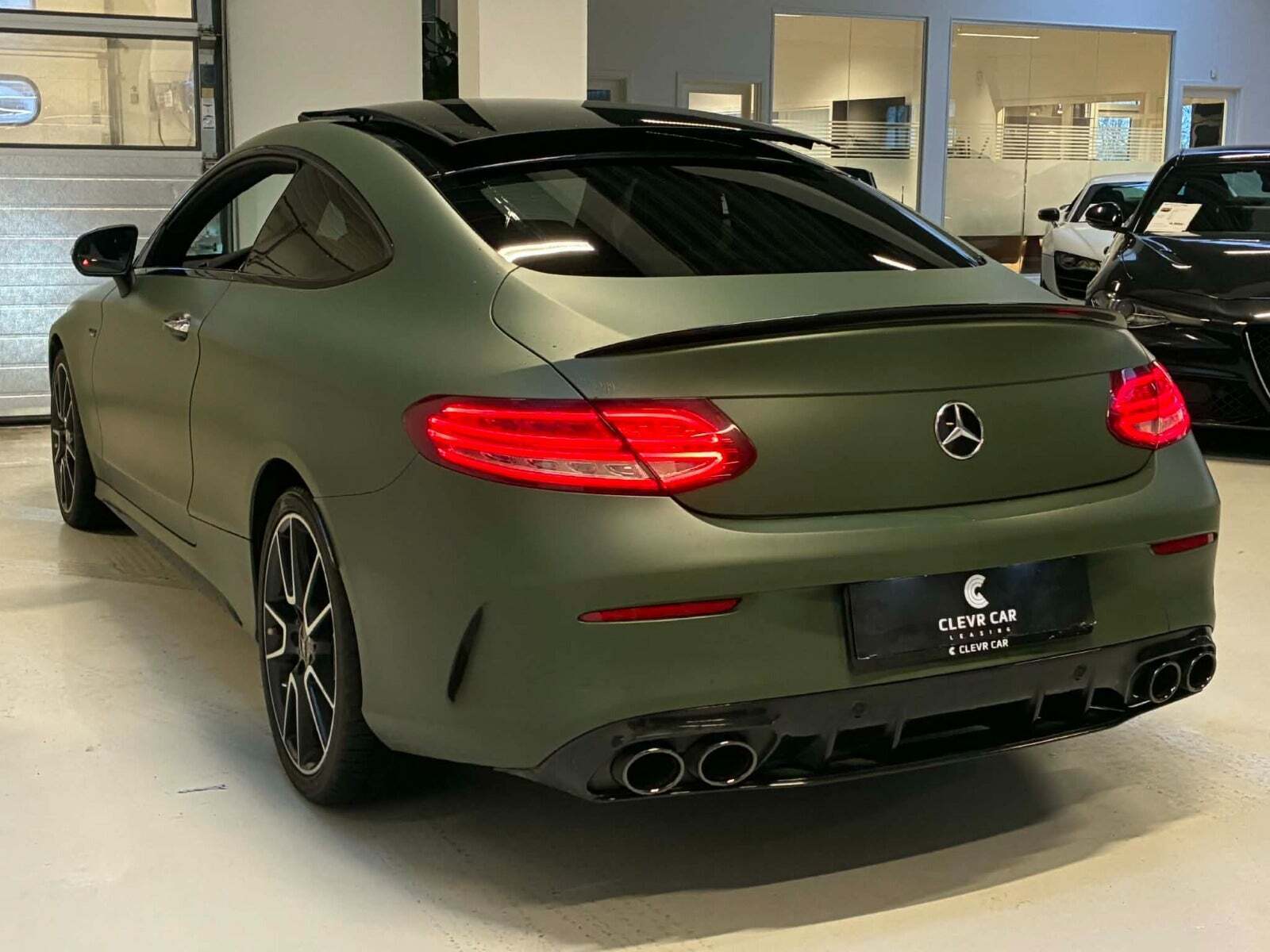 Grøn Mercedes C43 fra 2017