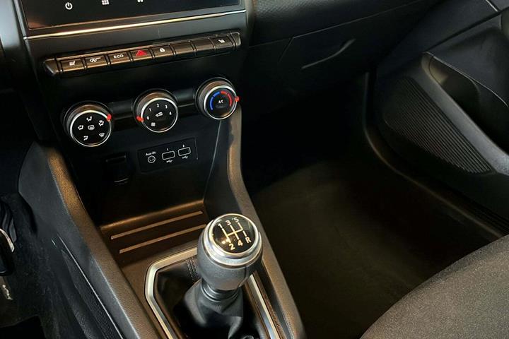 Sort Renault Clio V fra 2020