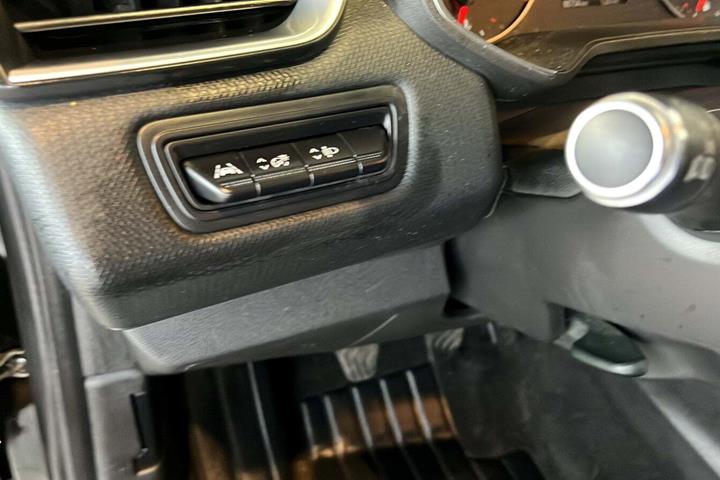 Sort Renault Clio V fra 2020