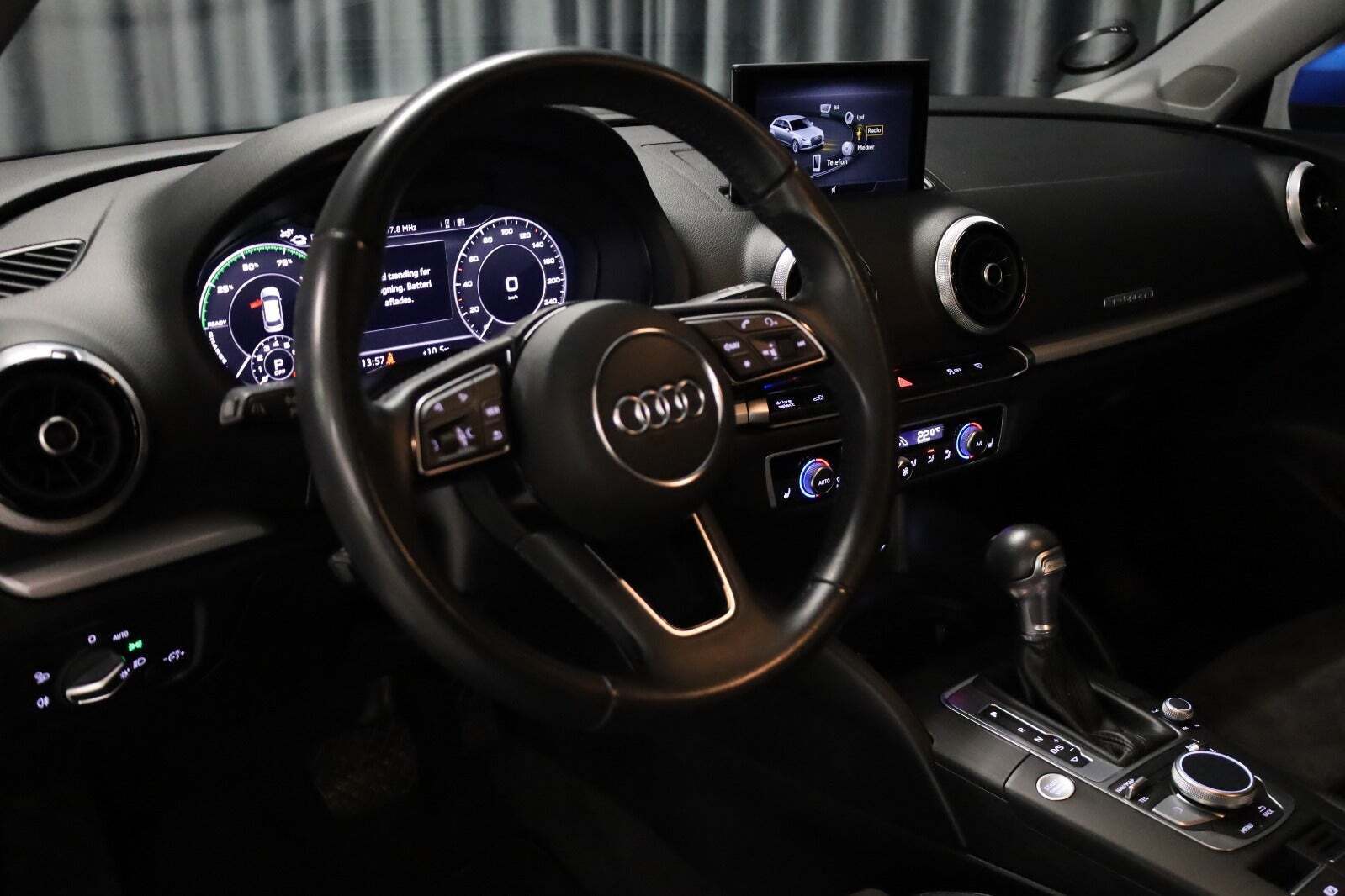 Audi A3 1,4 e-tron Sportback S-tr.