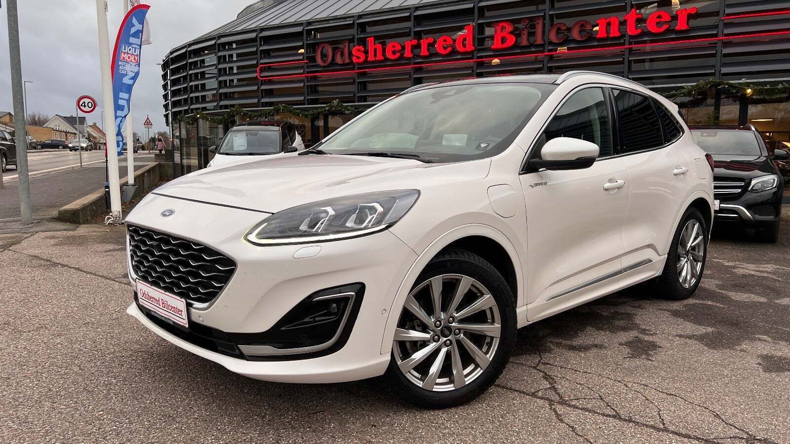 Ford Kuga 2,5 PHEV Vignale CVT