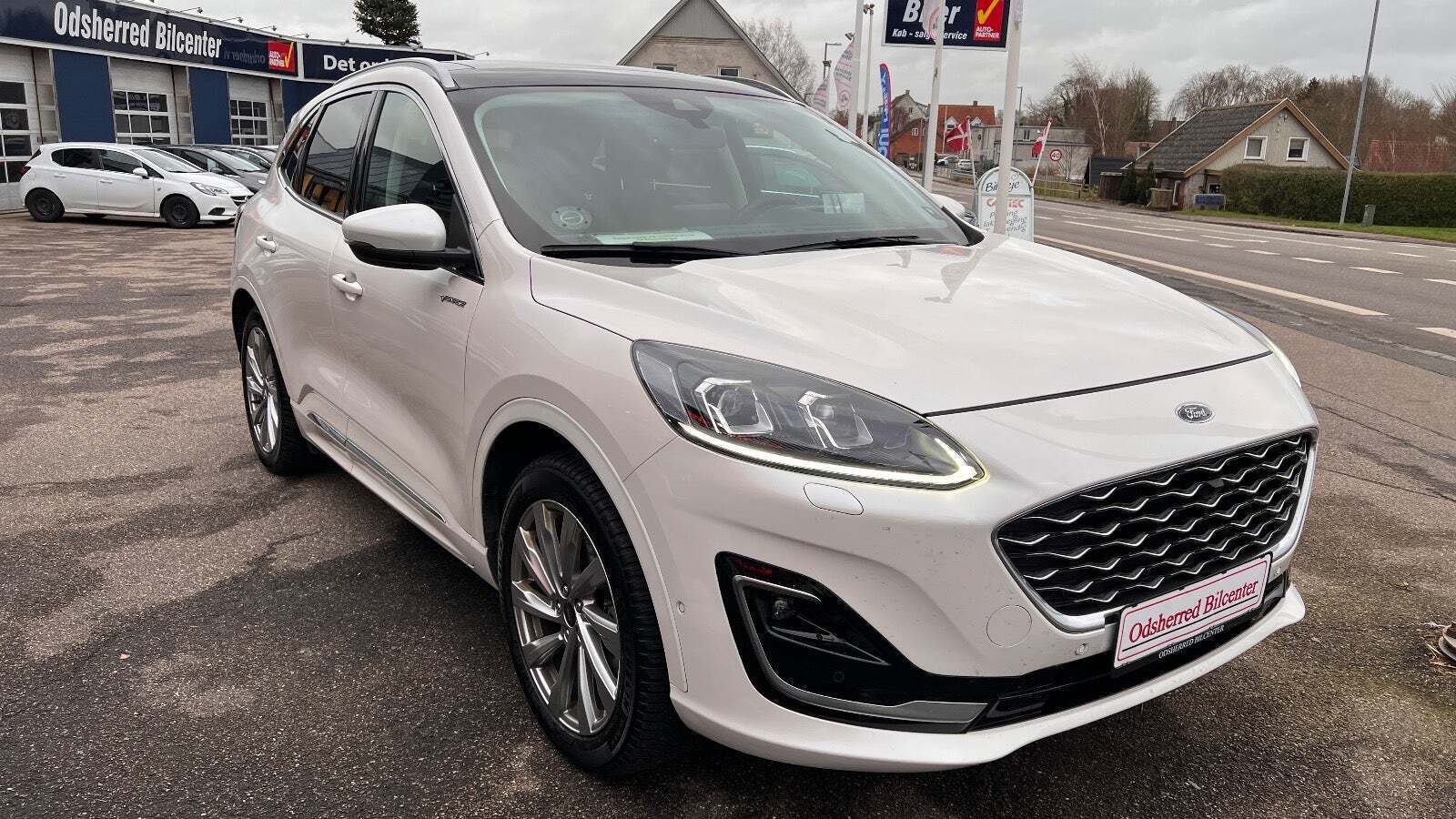 Ford Kuga 2,5 PHEV Vignale CVT