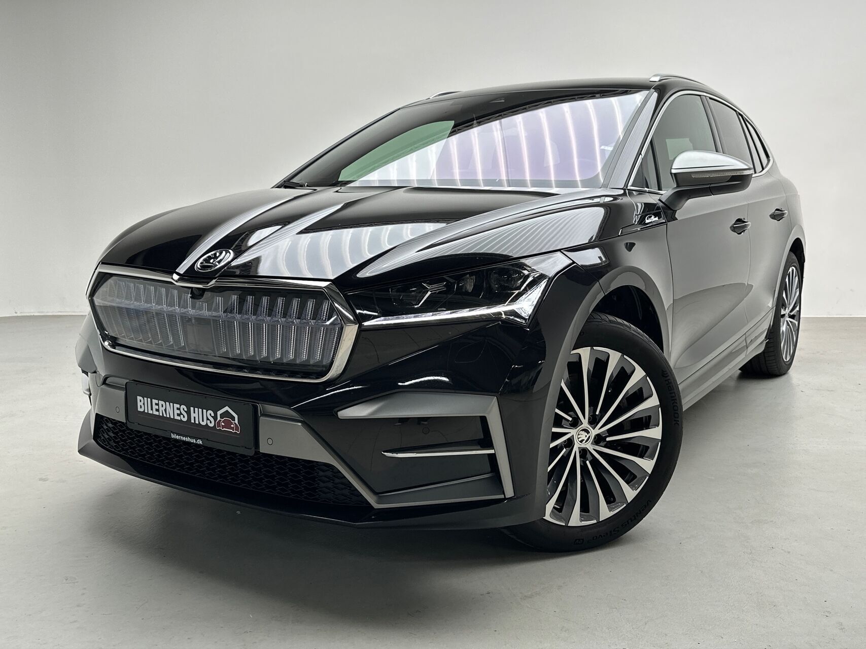 Sort Skoda Enyaq fra 2024