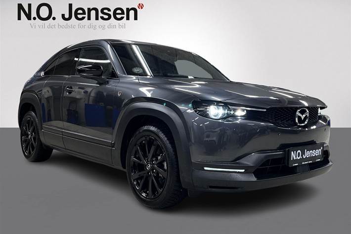 Grå Mazda MX-30 fra 2024 set udefra