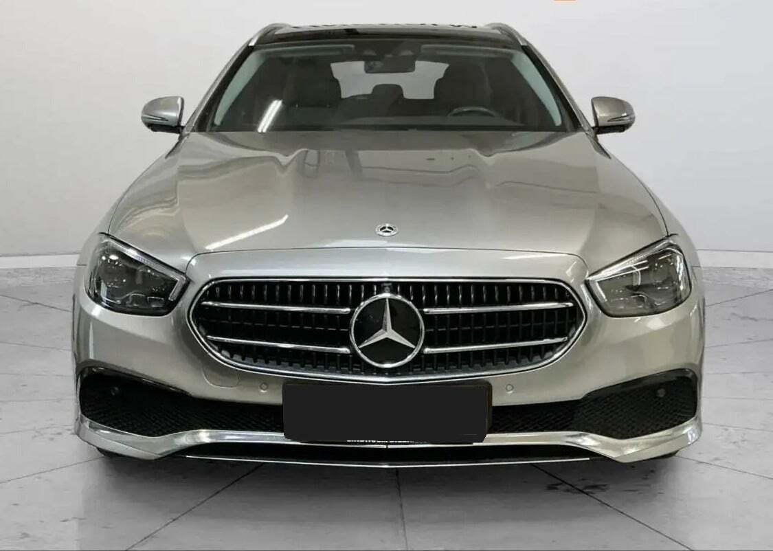 Mercedes E300 de 2,0 stc. aut.