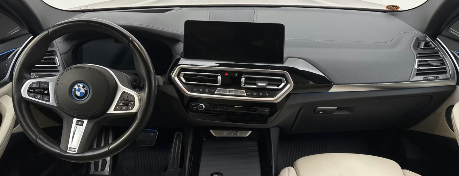 BMW iX3 Charged Plus M-Sport