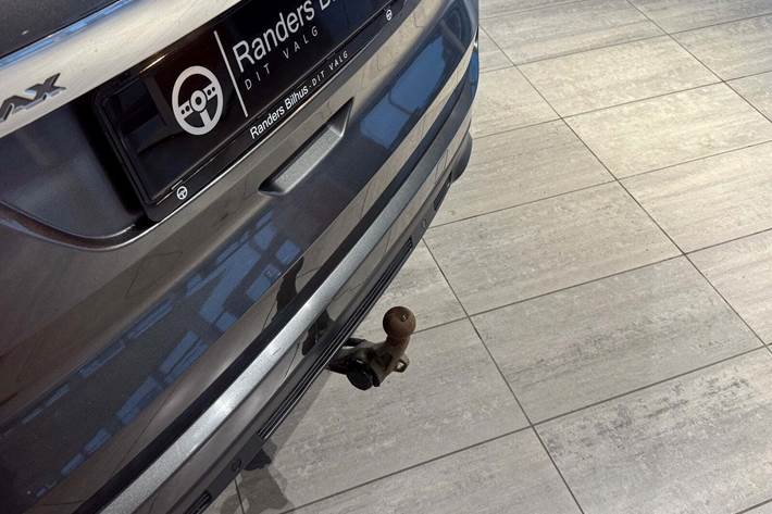 Grå Ford S-MAX fra 2019