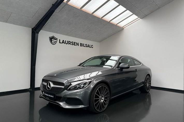 Grå Mercedes C220 d fra 2017