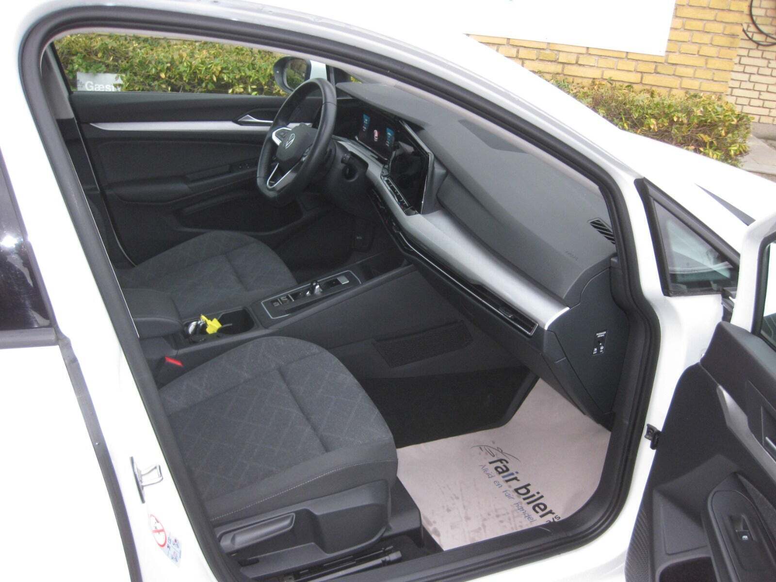 VW Golf VIII 1,5 eTSi 130 Life DSG Van