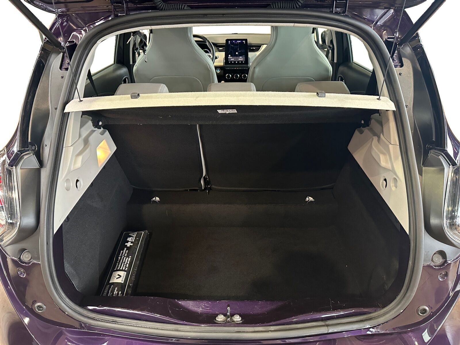 Grå Renault Zoe fra 2021