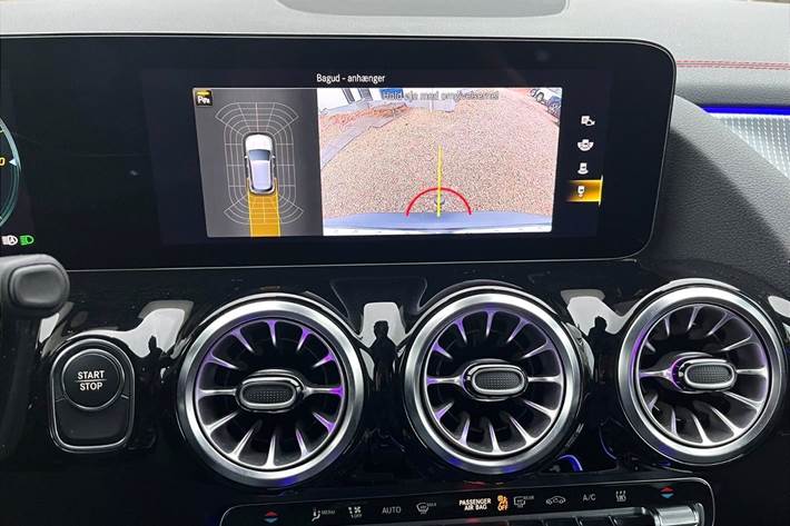 Sort Mercedes EQA 250+ fra 2024