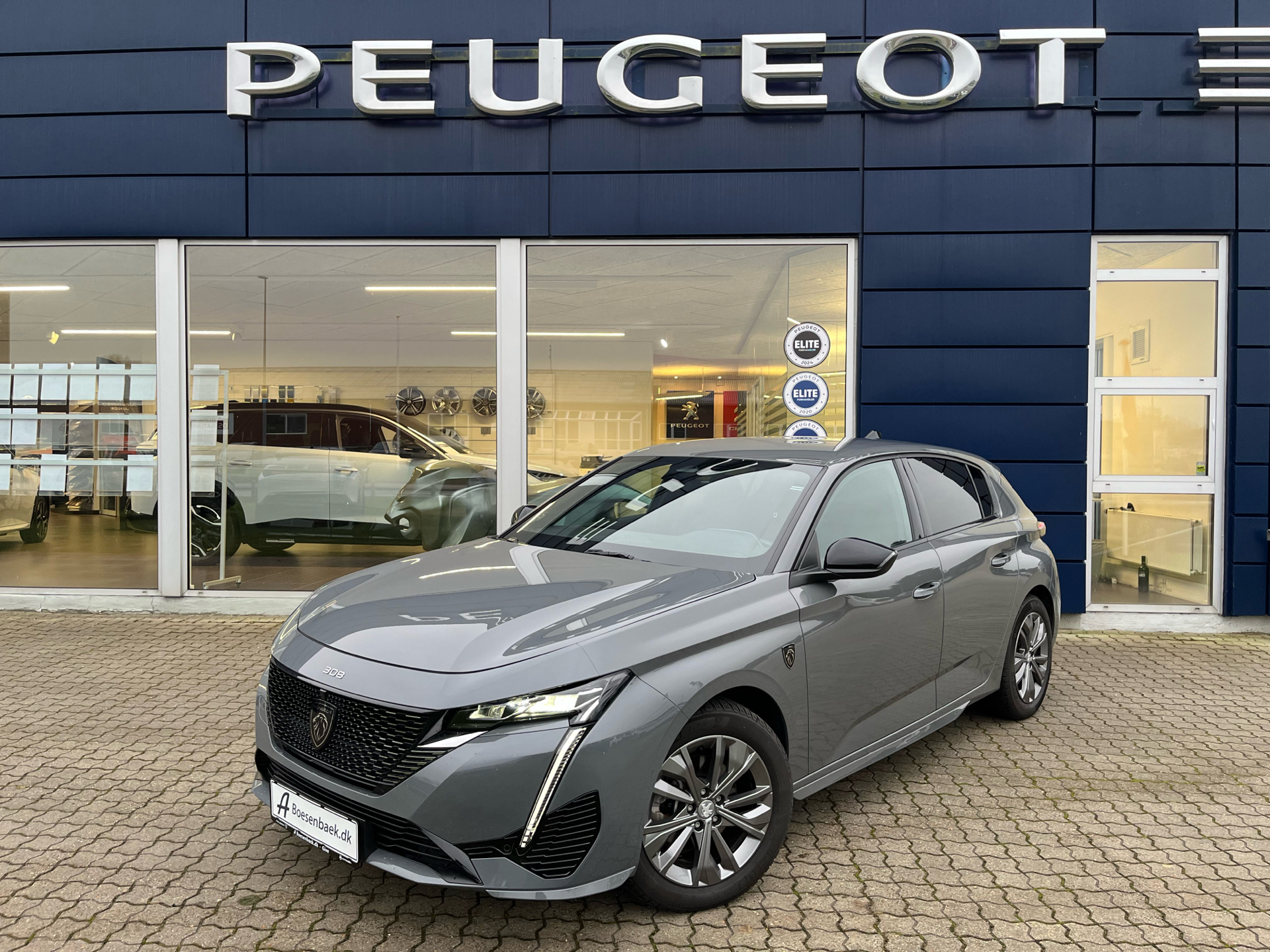 Peugeot E-308 EL First Edition 156HK 5d Aut.