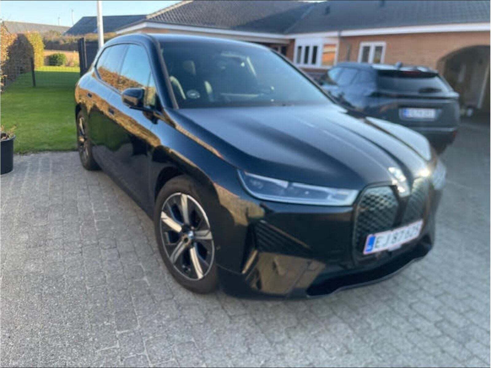 BMW iX xDrive50 Supercharged