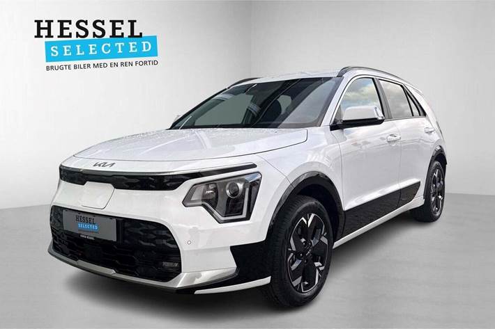 Hvid Kia Niro fra 2025 set udefra
