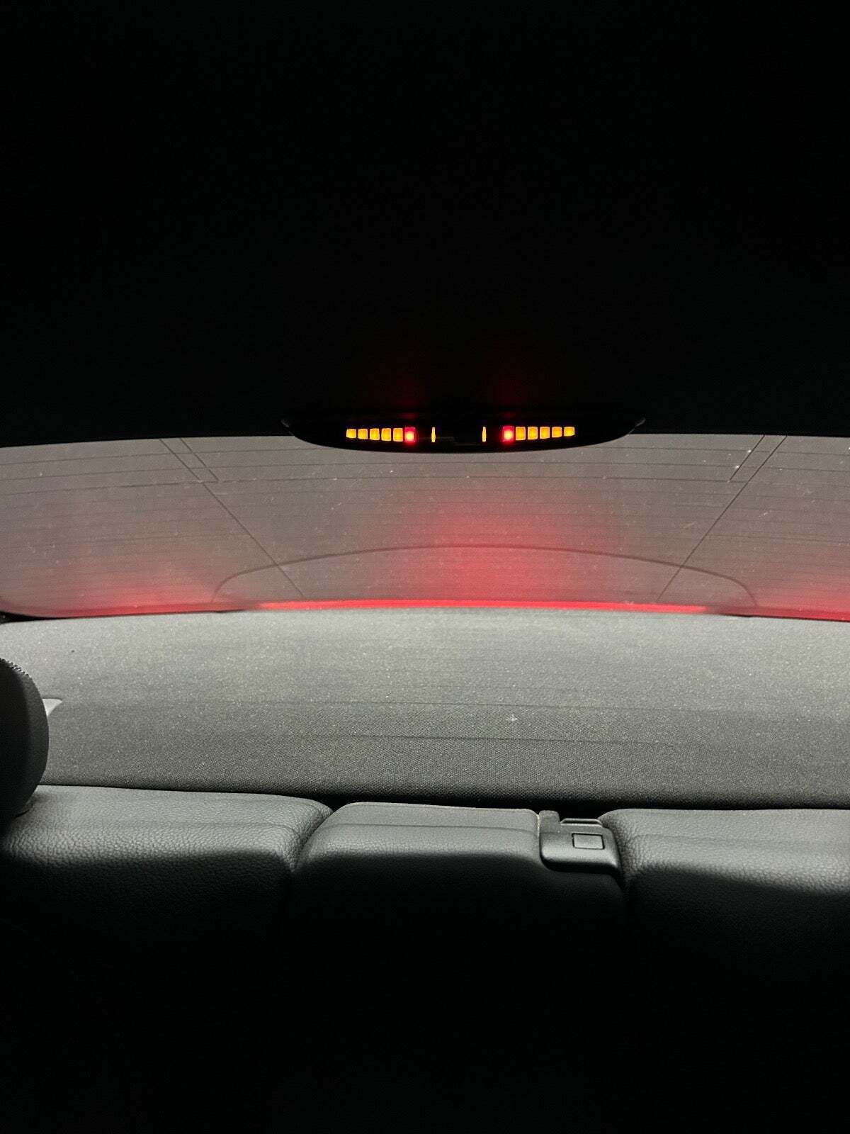 Grå Mercedes C250 fra 2016