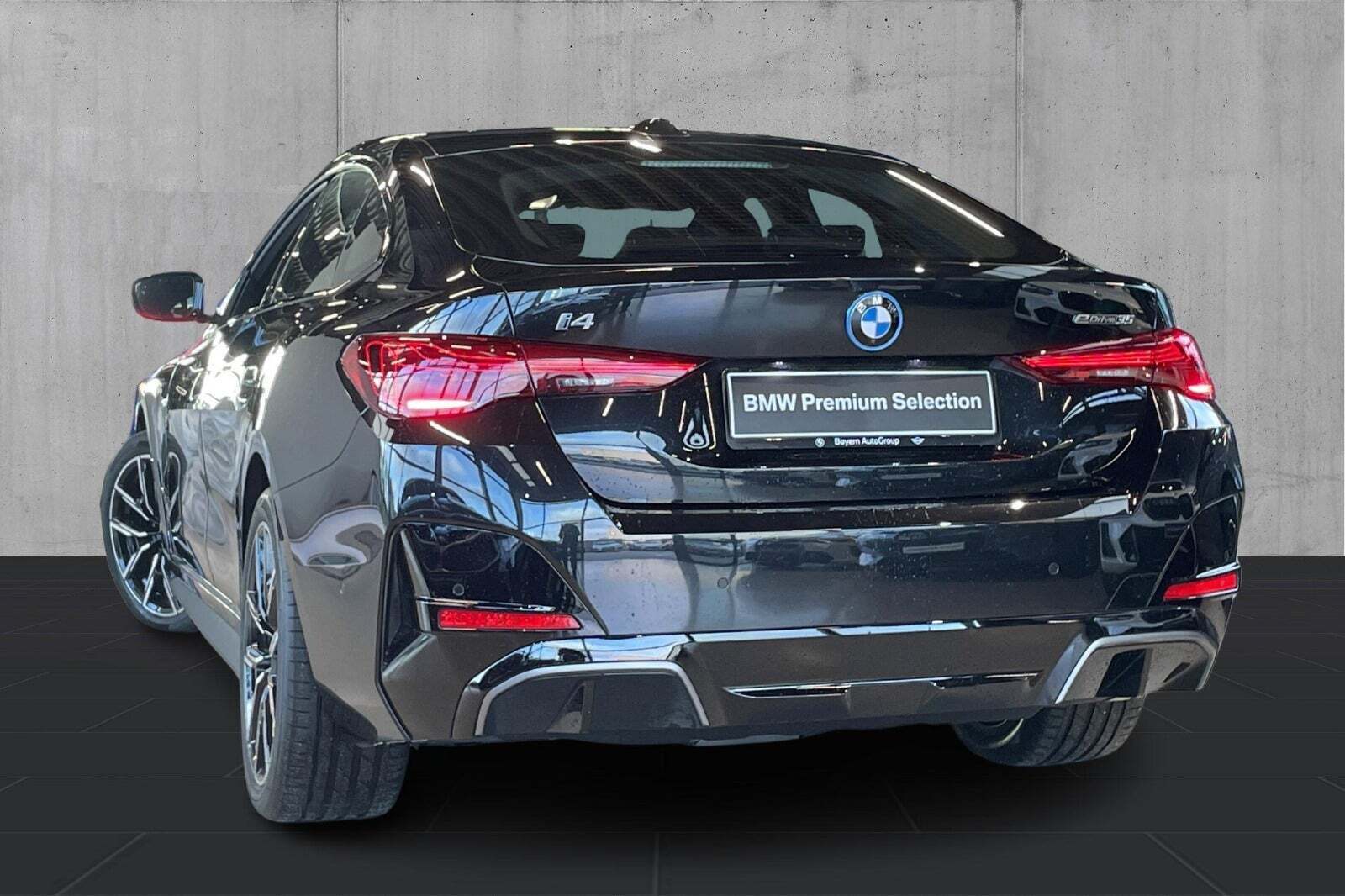 Sort BMW i4 fra 2025