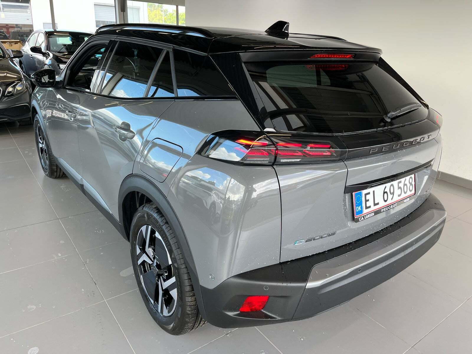 Peugeot e-2008 54 GT