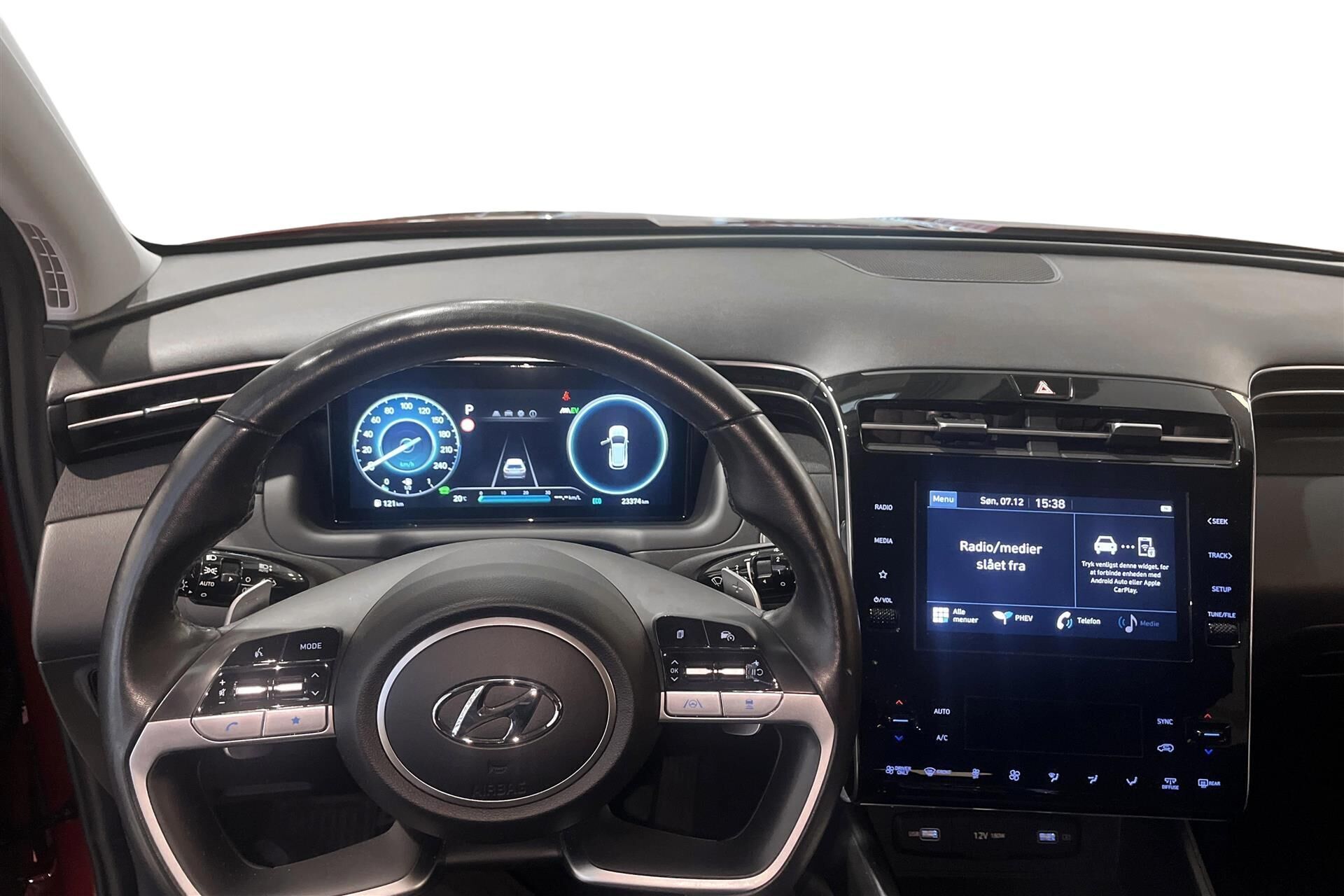 Hyundai Tucson 1,6 T-GDI  Plugin-hybrid Essential 4WD 265HK 5d 6g Aut.