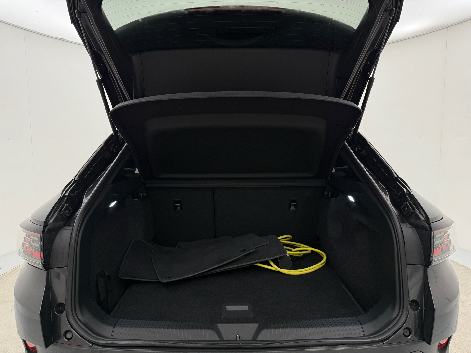 Grå VW ID.4 fra 2022