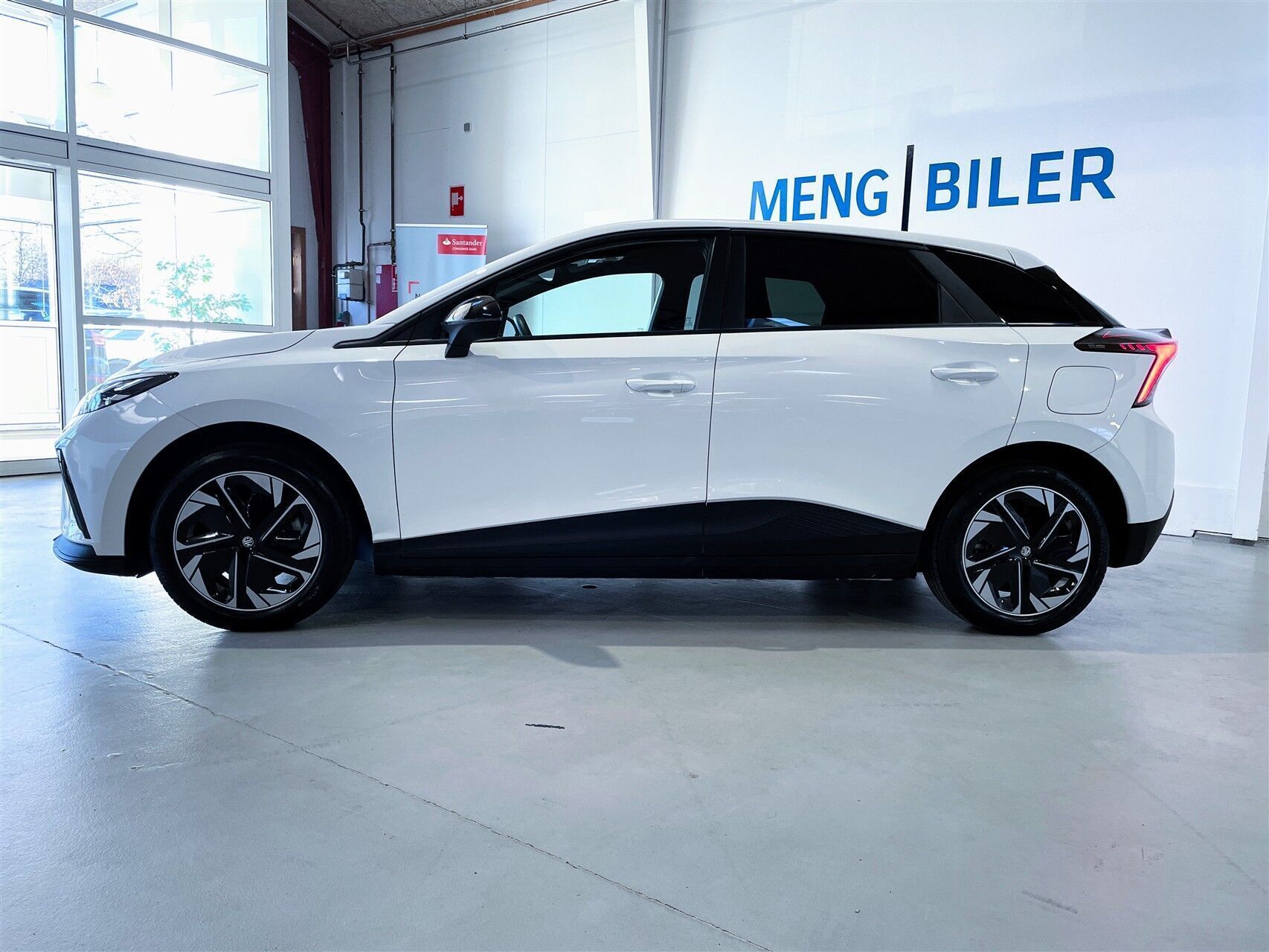 Hvid MG MG4 Electric fra 2023