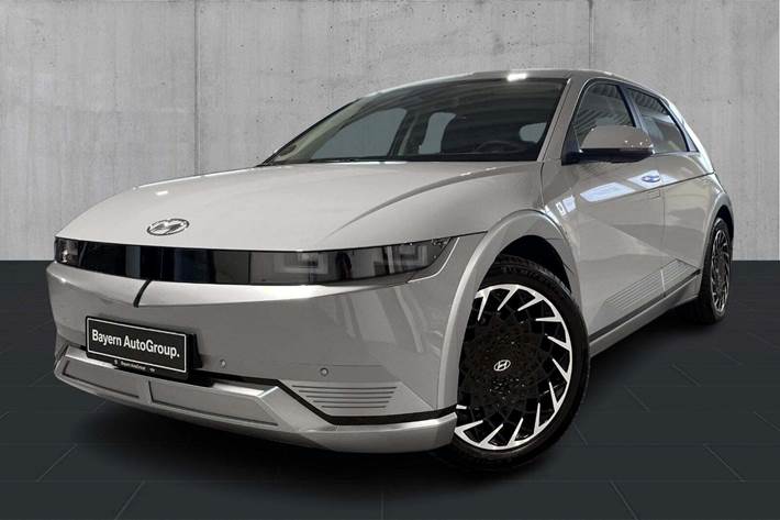 Grå Hyundai Ioniq 5 fra 2024 set udefra
