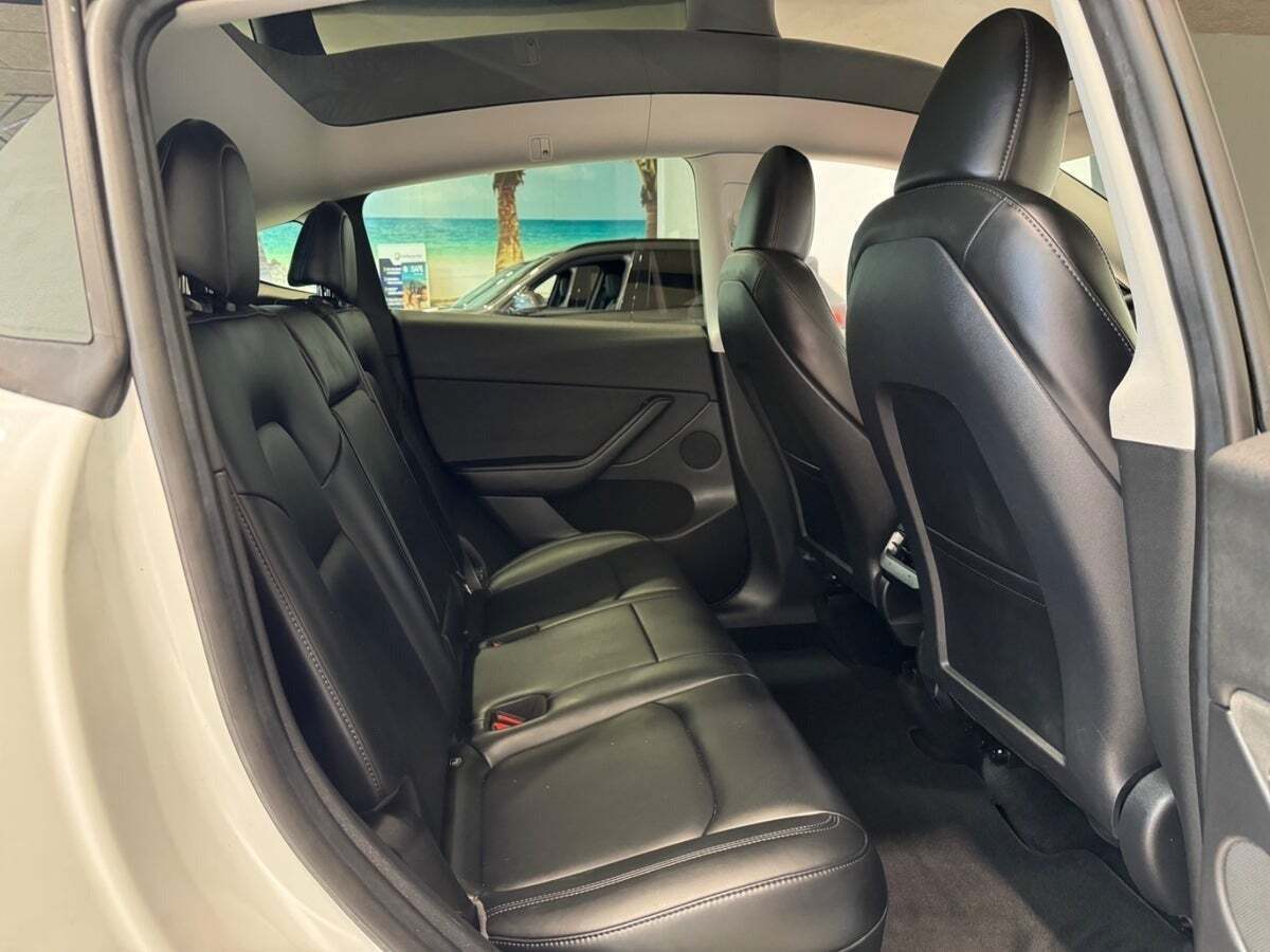 undefined Tesla Model Y fra 2022