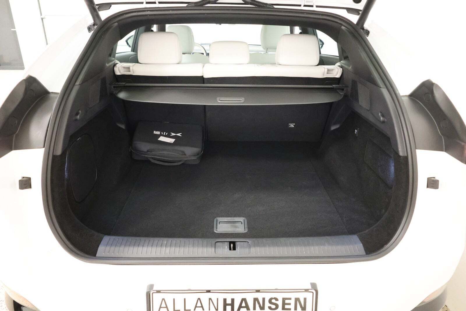 Hvid Xpeng G6 fra 2024