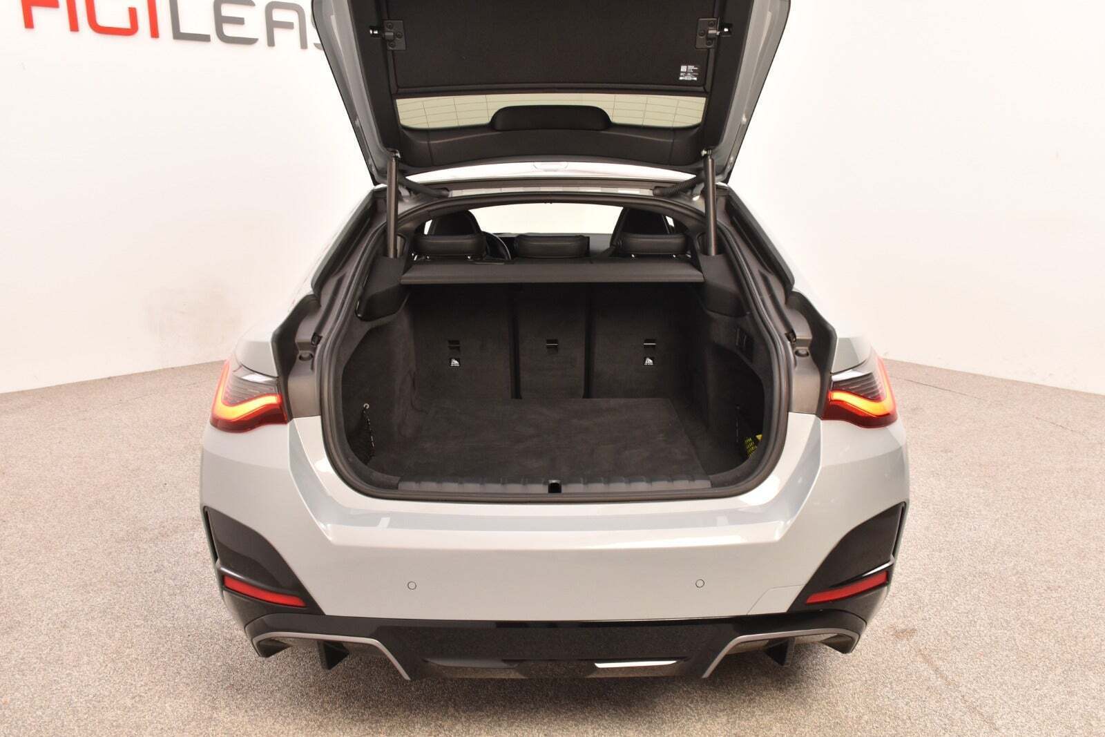 Grå BMW i4 fra 2022