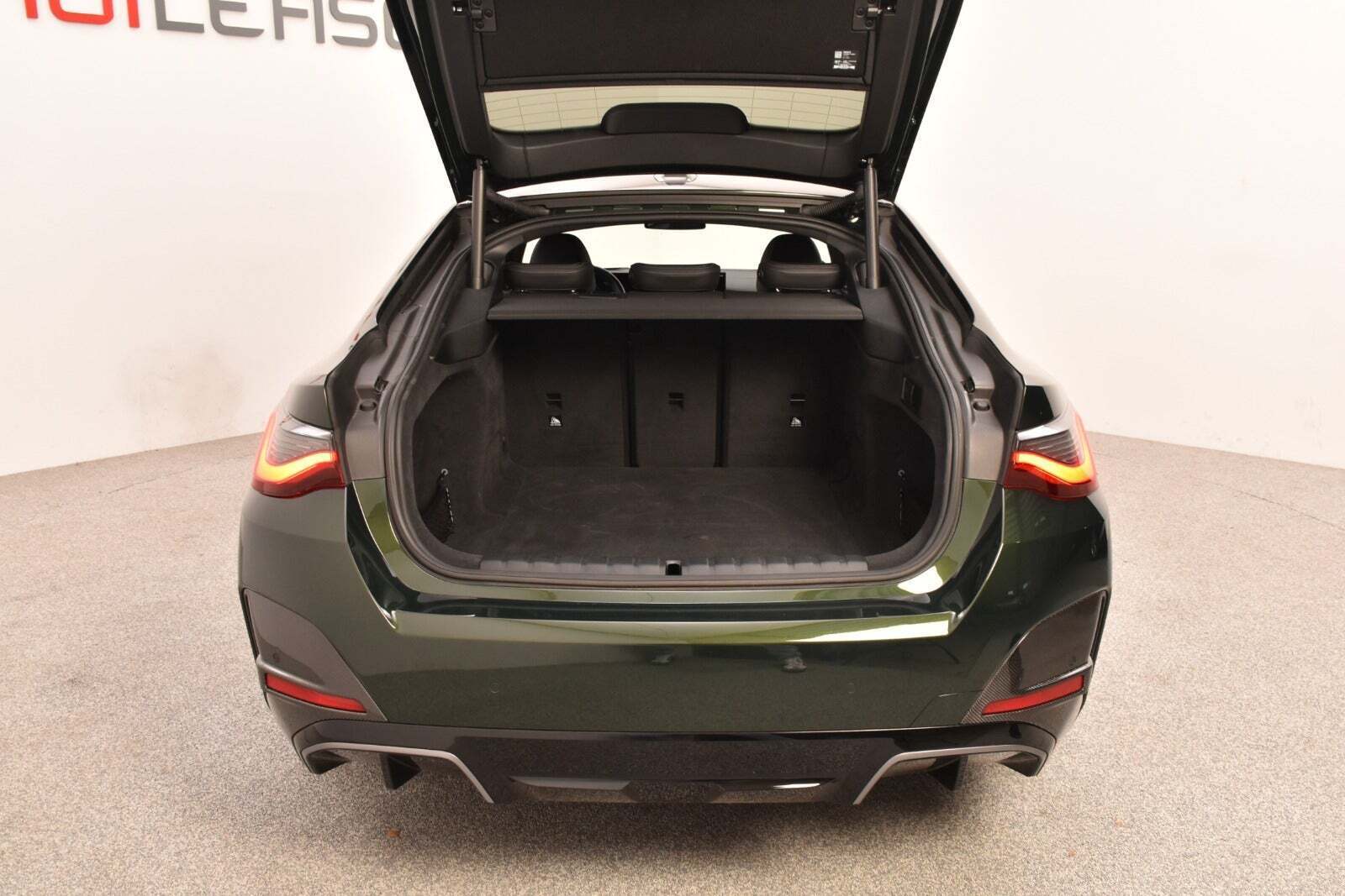 Grøn BMW i4 fra 2023