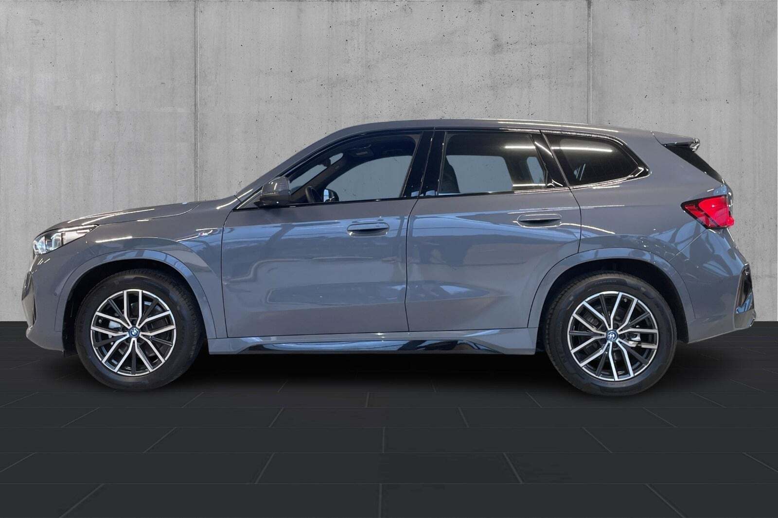 BMW iX1 eDrive20 M-Sport