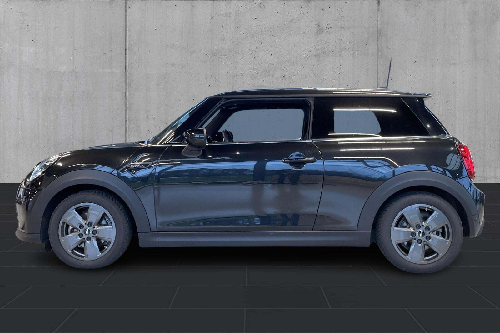 Mini Cooper SE Classic Trim