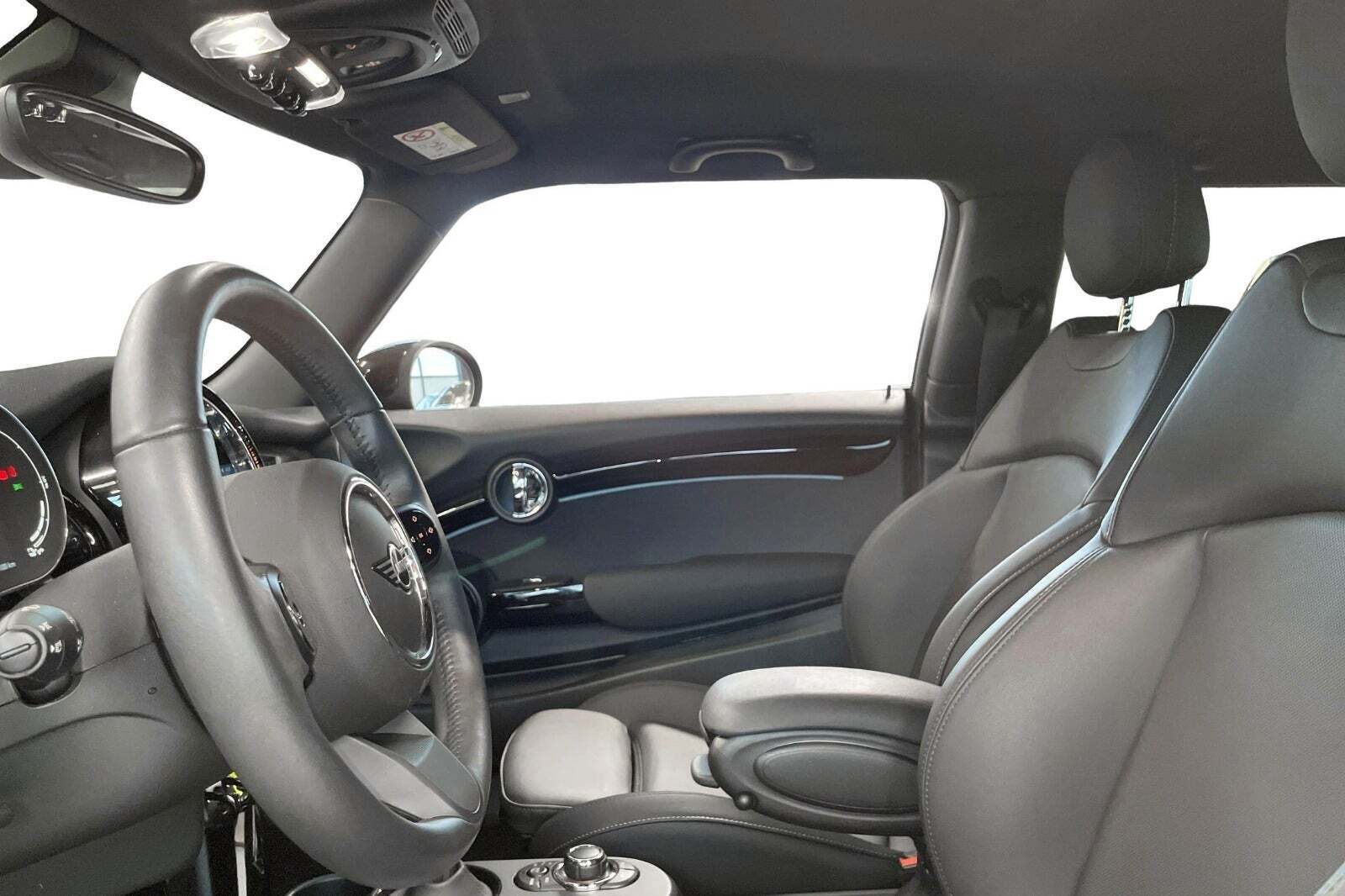 Mini Cooper SE Classic Trim