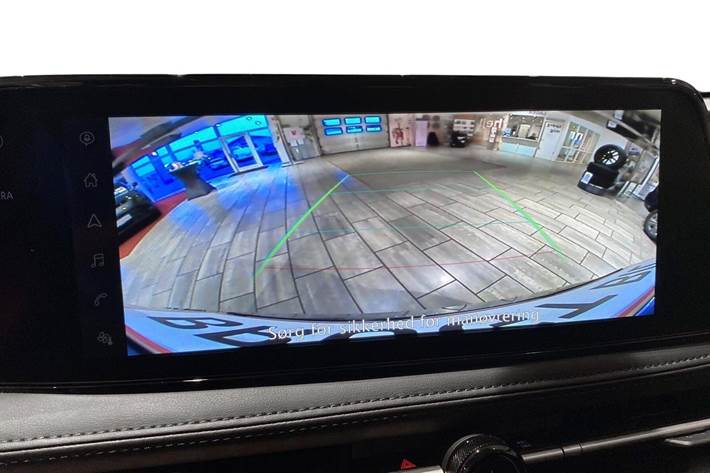 Grå Nissan Ariya fra 2024