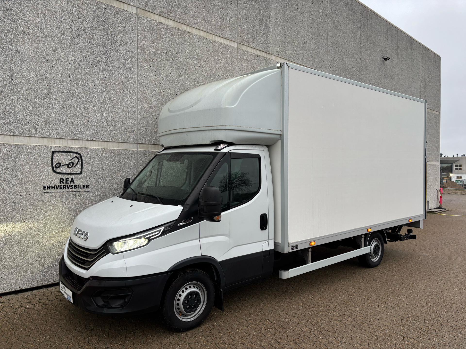 Iveco Daily 3,0 35S18 4100mm D 180HK Ladv./Chas. 8g Aut.