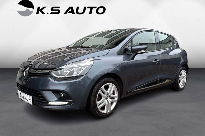 Grå Renault Clio IV fra 2019 set udefra