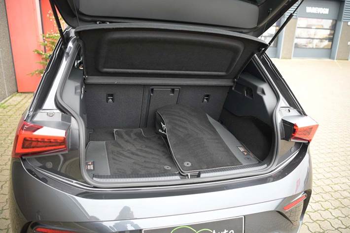 Grå Cupra Born fra 2022