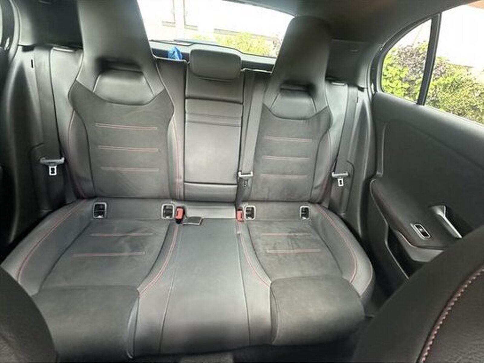 Sort Mercedes A250 e fra 2020