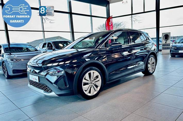 Sort Skoda Elroq fra 2025 set udefra