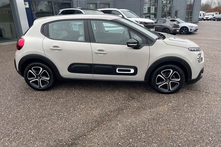 Grå Citroën C3 fra 2024