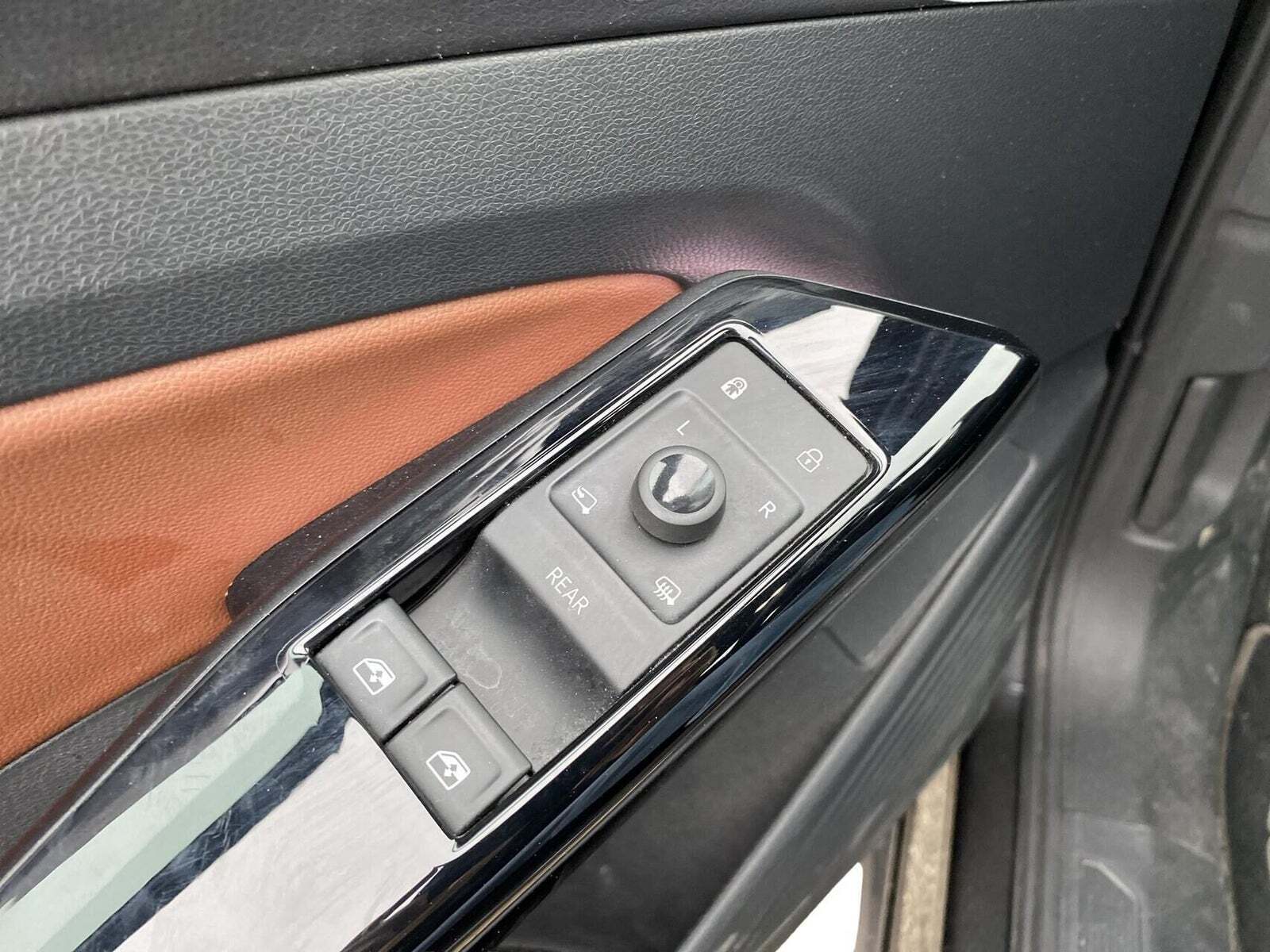 Grå VW ID.4 fra 2022