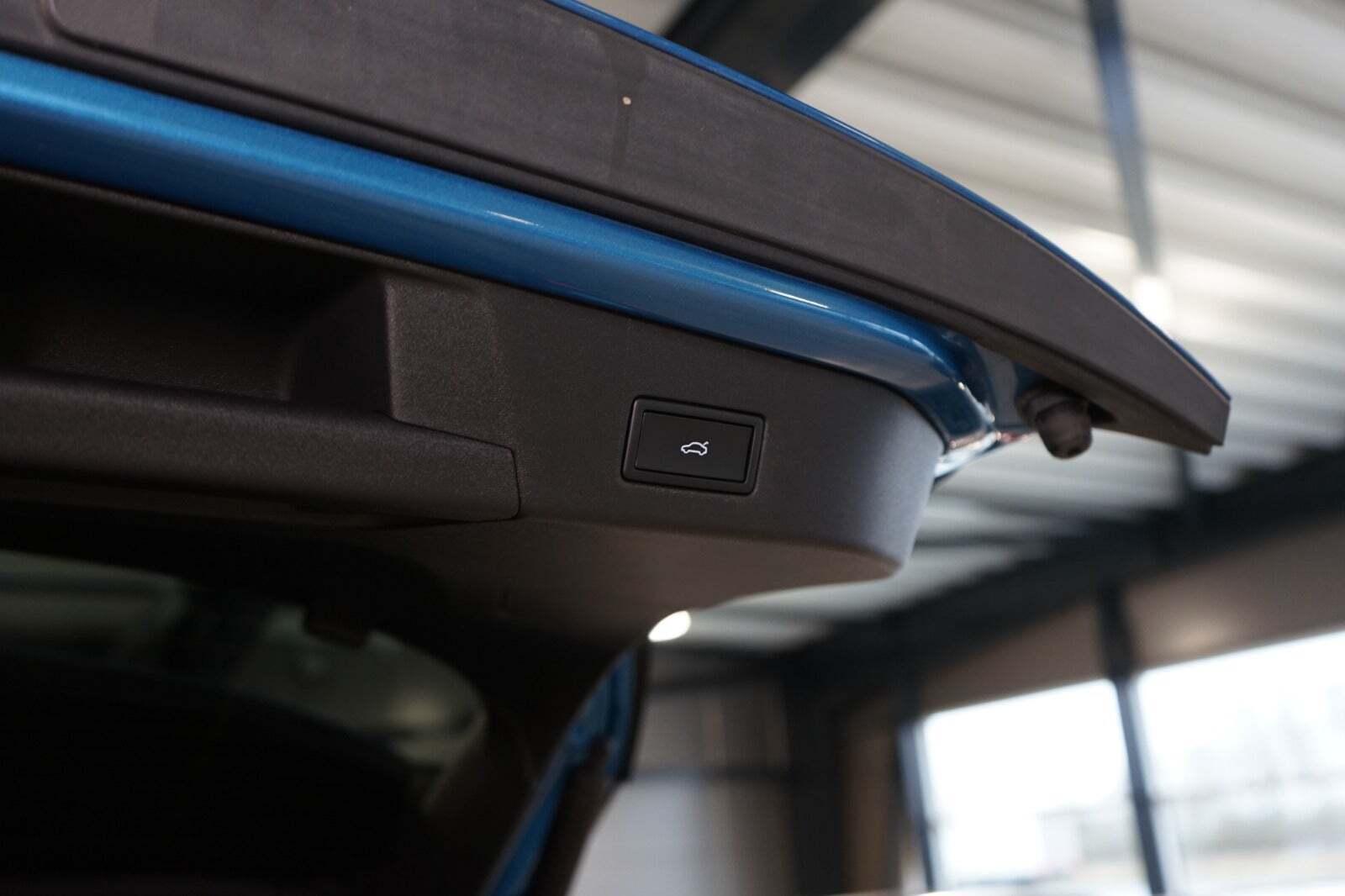 Blå VW ID.4 fra 2025